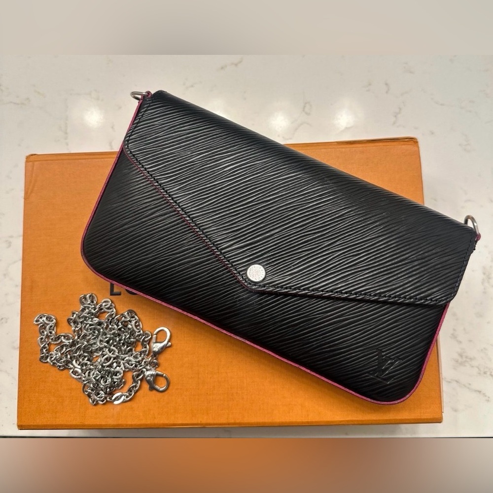!! SOLD Louis Vuitton Felicie Pouchette SOLD !!